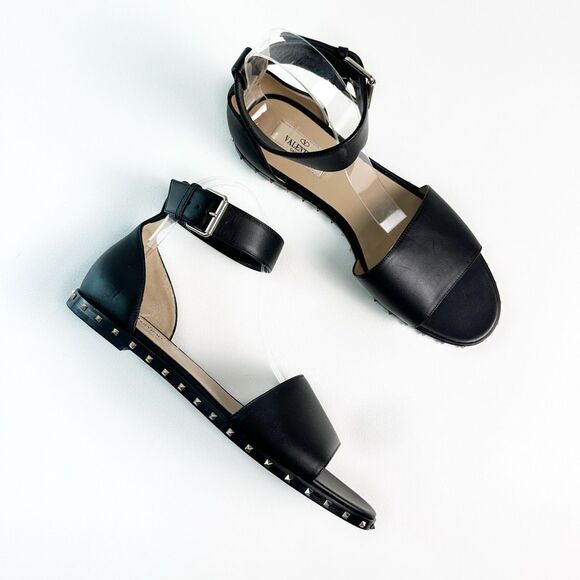 VALENTINO Nappa Soul Flat Rockstud City Sandal Size 39.5 US 9.5 Ankle Strap - Picture 1 of 12